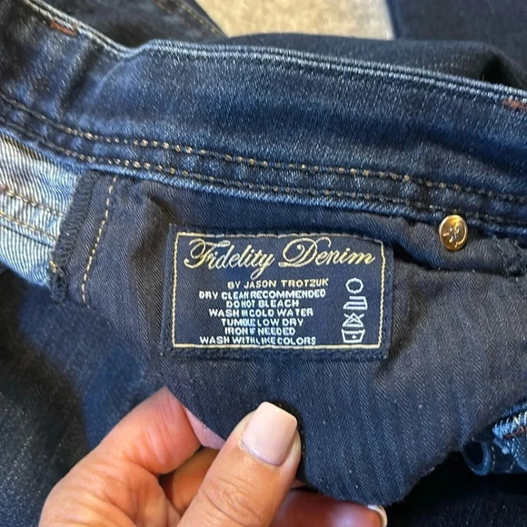 Fidelity by Jason Trotzuk, Scoop Denim in Viper  Rinse. Size 30. - Picture 9 of 12